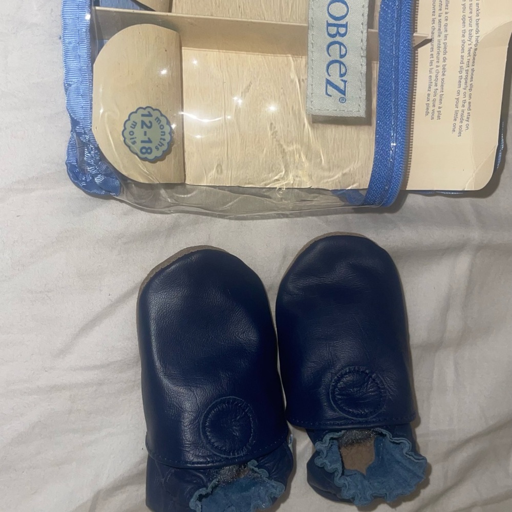 Robeez Toddler shoe NWT